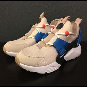 Nike Air Huarache City Low AH6804-006